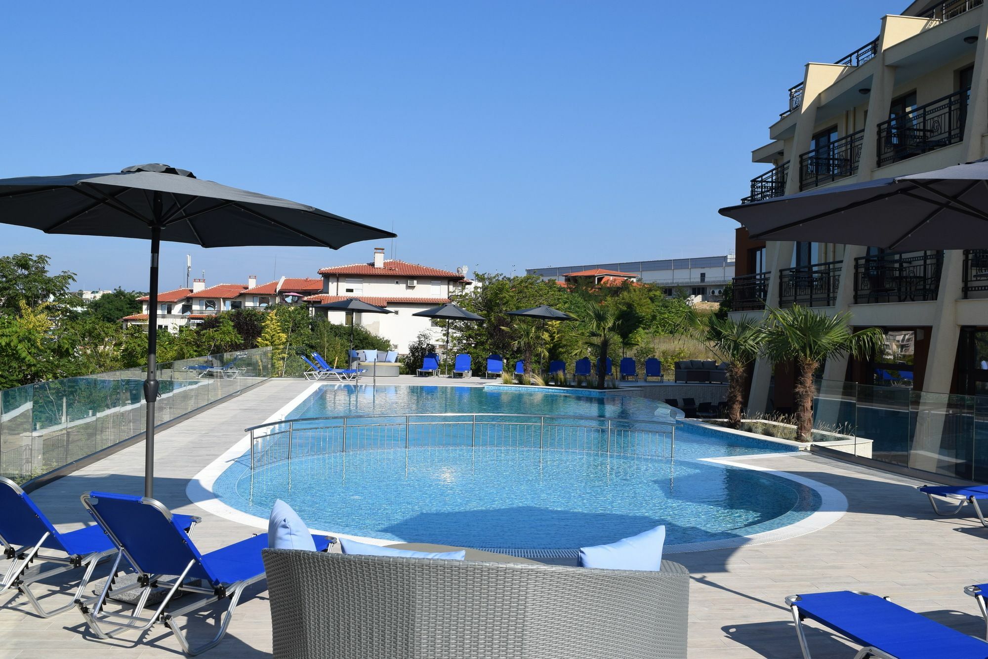 Cristiani Hotel Sozopol Exterior photo